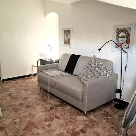 Charming In With Sea View - 55 Sqm Lejlighed